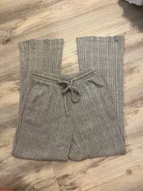 Cozy Ribbed Knit Wide-Leg Pants - Gray